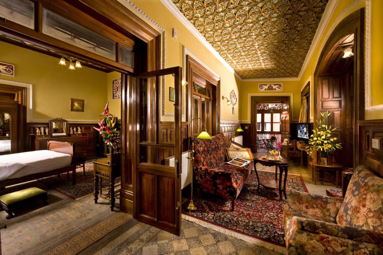Welcomheritage Fernhills Royal Palace Ooty Extérieur photo